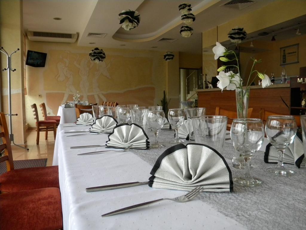 Adamo Hotel Varna Eksteriør billede