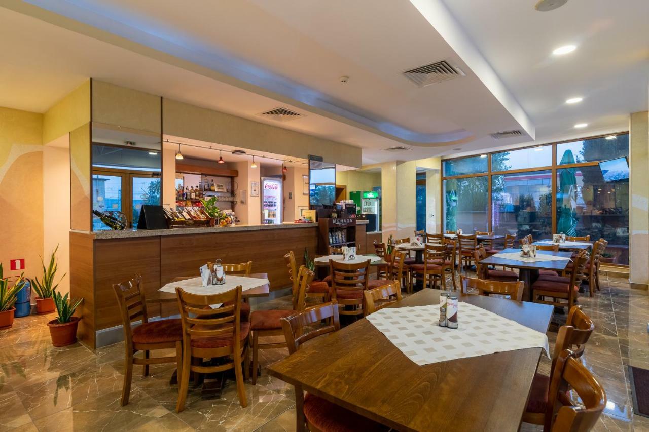 Adamo Hotel Varna Eksteriør billede