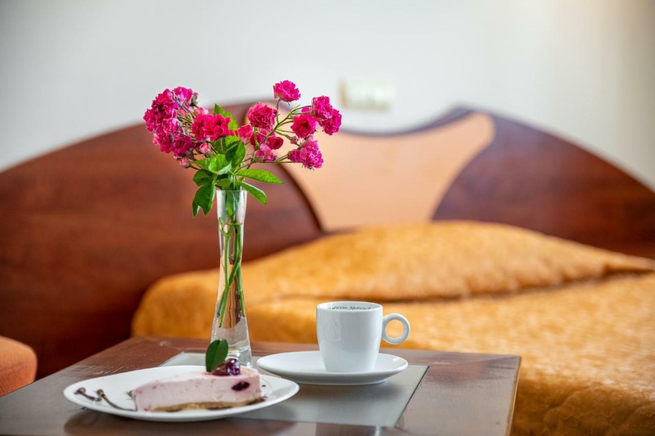 Adamo Hotel Varna Eksteriør billede