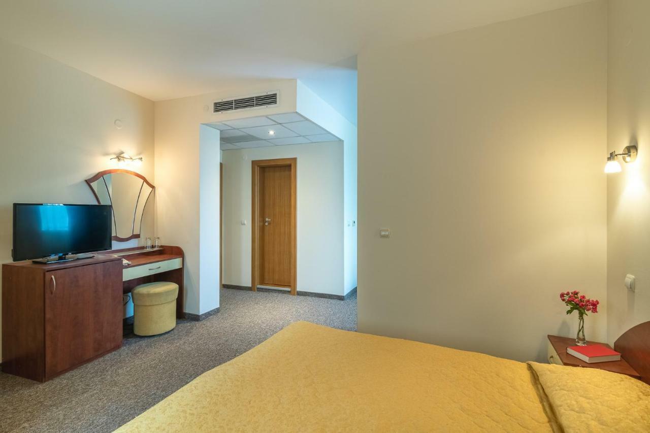 Adamo Hotel Varna Eksteriør billede