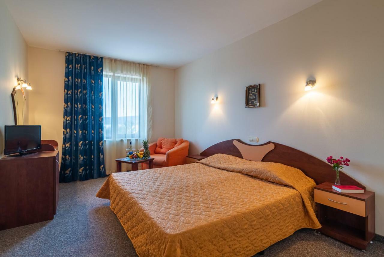 Adamo Hotel Varna Eksteriør billede
