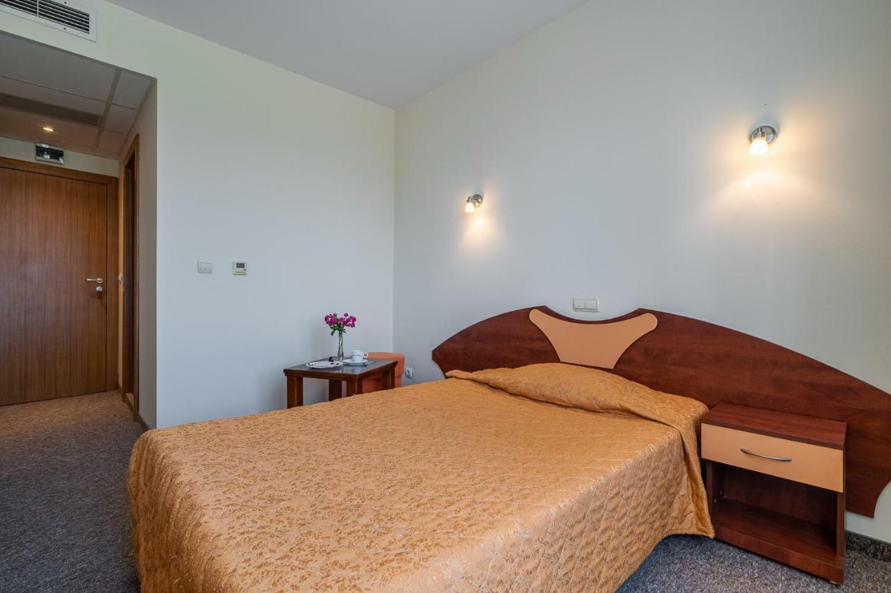 Adamo Hotel Varna Eksteriør billede