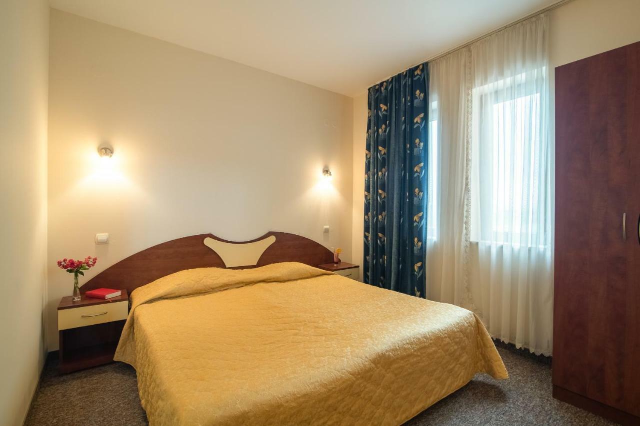 Adamo Hotel Varna Eksteriør billede