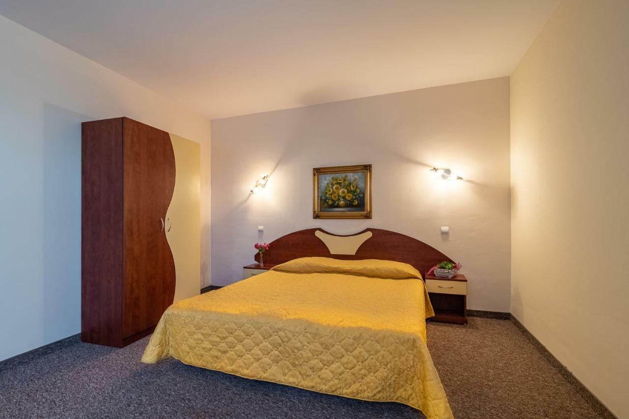 Adamo Hotel Varna Eksteriør billede