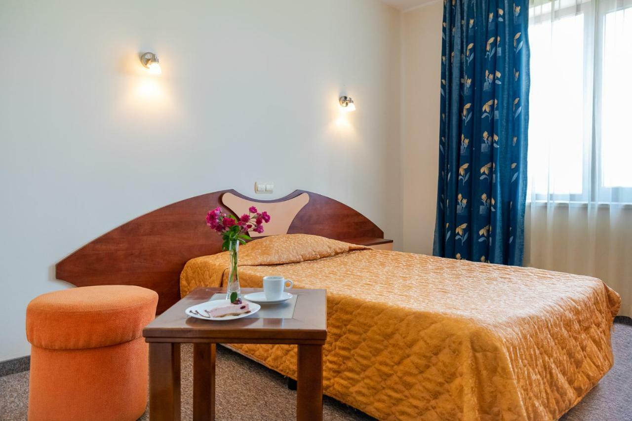 Adamo Hotel Varna Eksteriør billede