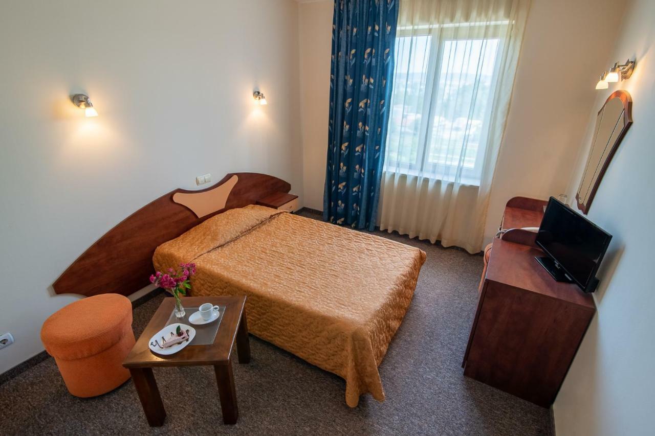 Adamo Hotel Varna Eksteriør billede